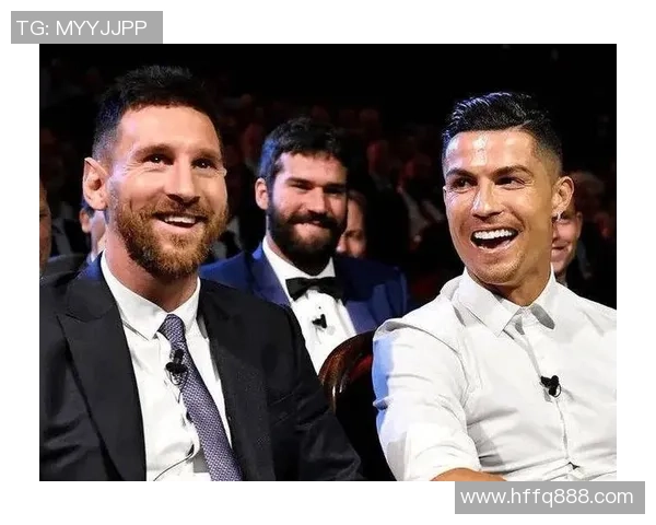 足球双雄合璧：梅西与C罗完美融合展现传奇风采